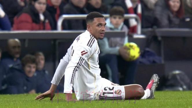 跟队:阿诺德左腿筋受伤 将在未来几天内接受检查 跟队:阿诺德左腿筋受伤 将在未来几天内接受检查